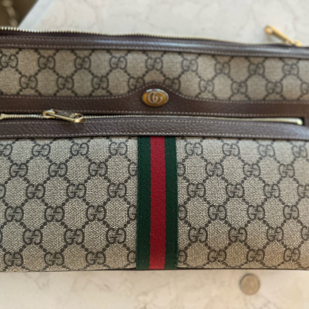 Beautiful Gucci ophdia pouch . Only used a handful of times .